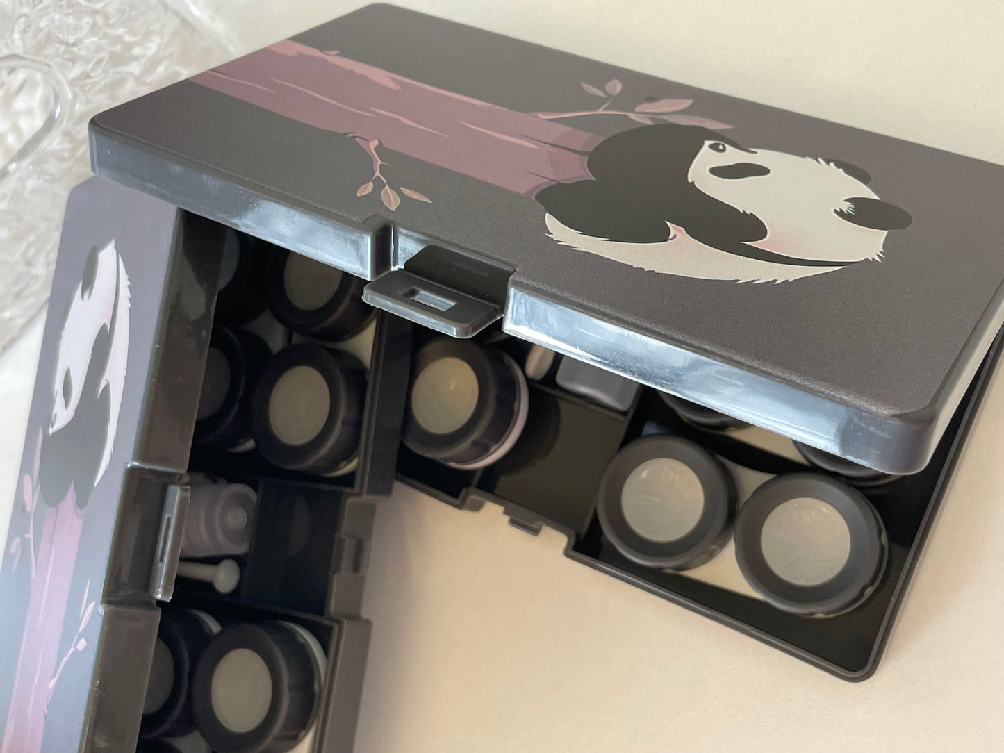 Black Panda Lens Organizer