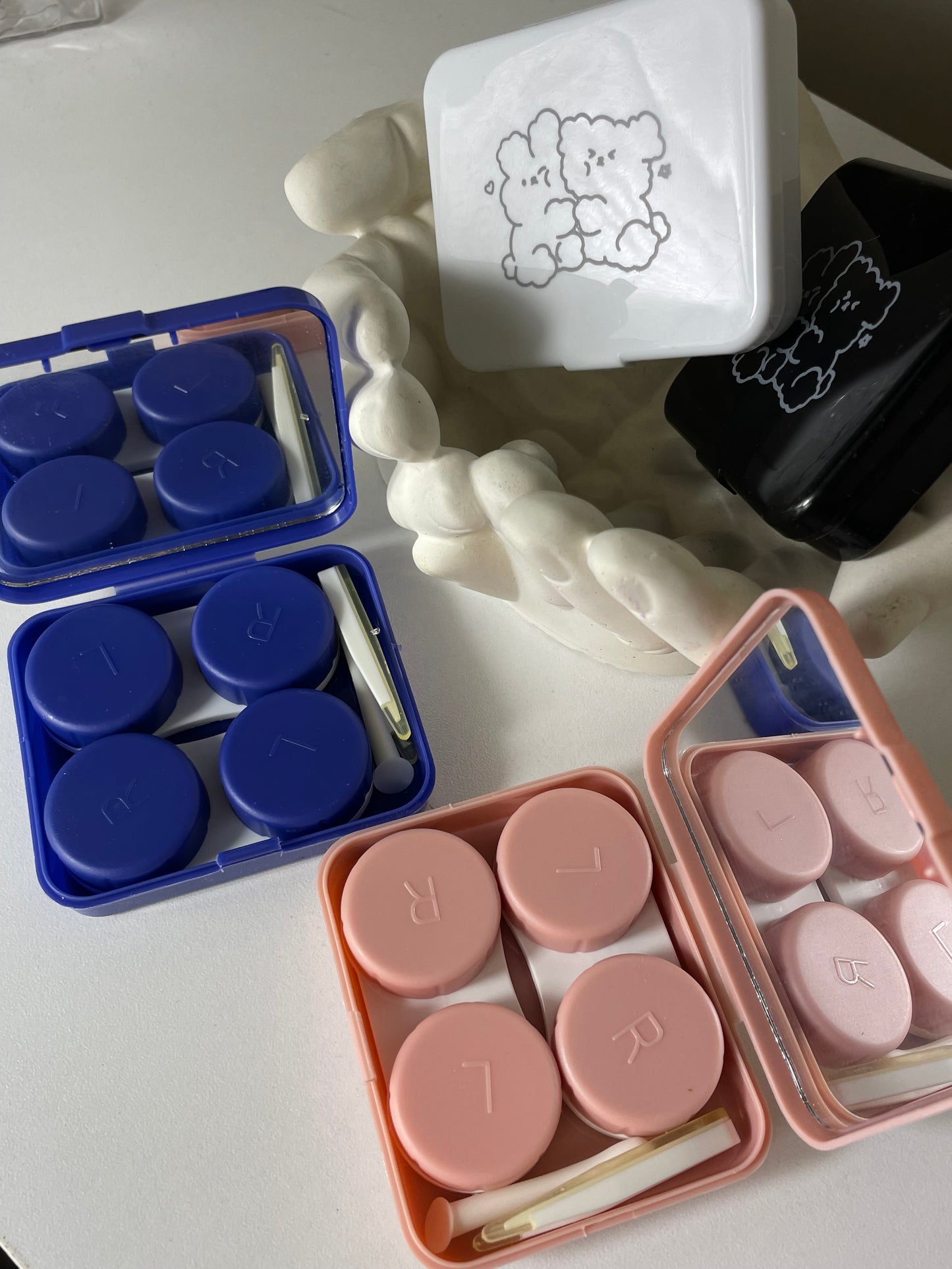 BEAR HUGS / 2 Pairs Lenses Case