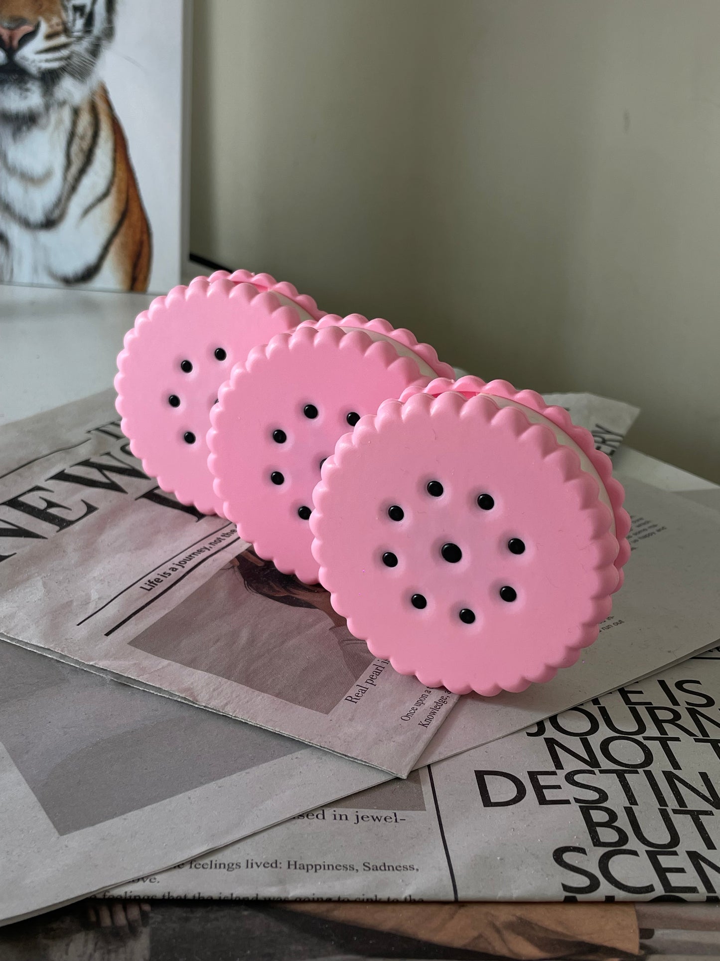 PINK BISCUIT CASE